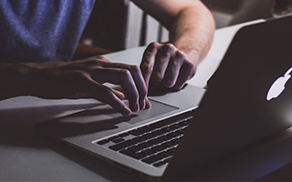 九游APP官网-波尔多主场惨败于亚眠，陷入连败泥潭，波尔多主教练